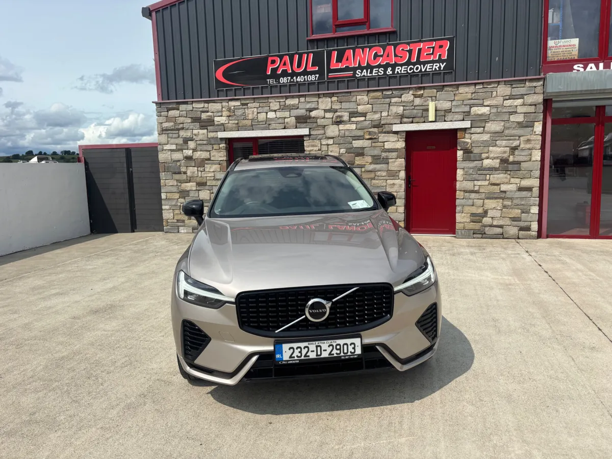 Volvo XC60 2023 - Image 4