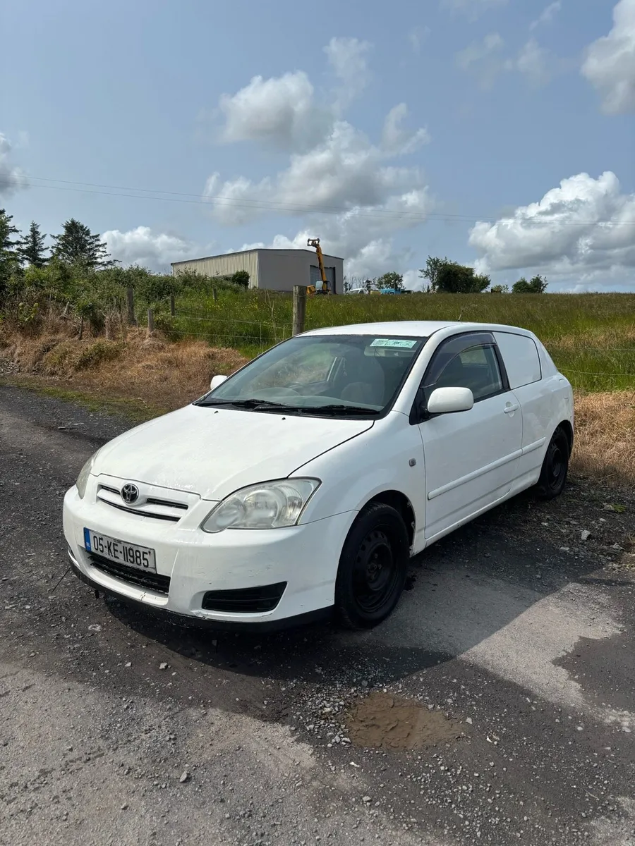 1.4 d4d Corolla van - Image 2