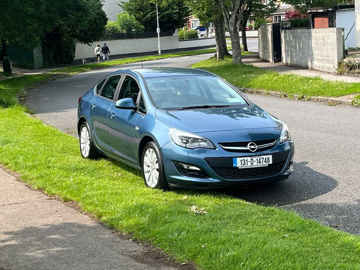 Opel astra sc 1.3cdti 95ps 4dr - Image 2