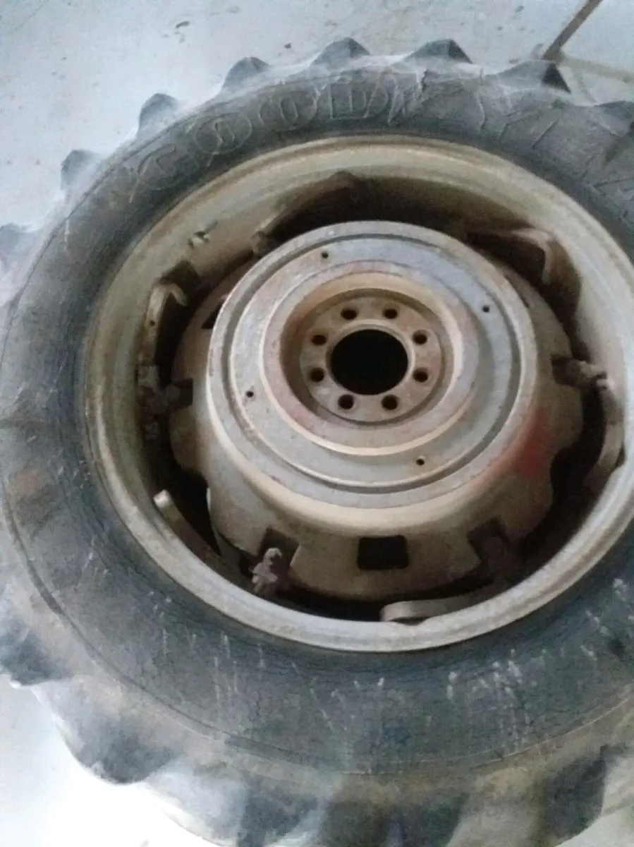 Wheels and tyers - Image 2