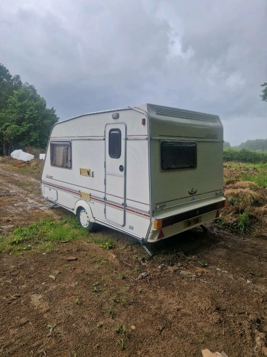 Caravan - Image 3