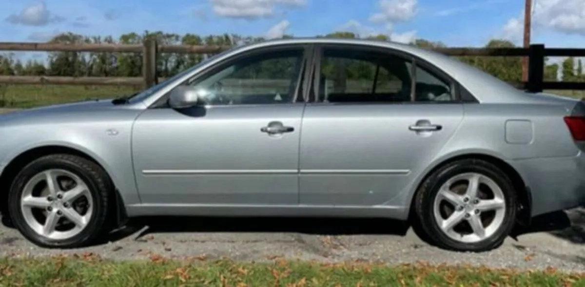 Hyundai Sonata 2008 NCT 12/25 - Image 4