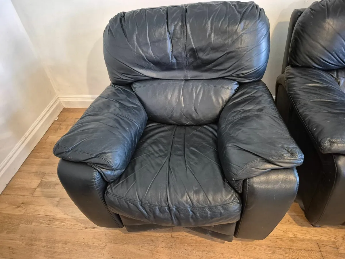Sofa - Image 2