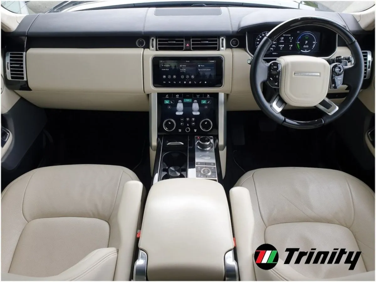 Land Rover Range Rover 2.0 I4 Phev 404 PS Autobio - Image 2