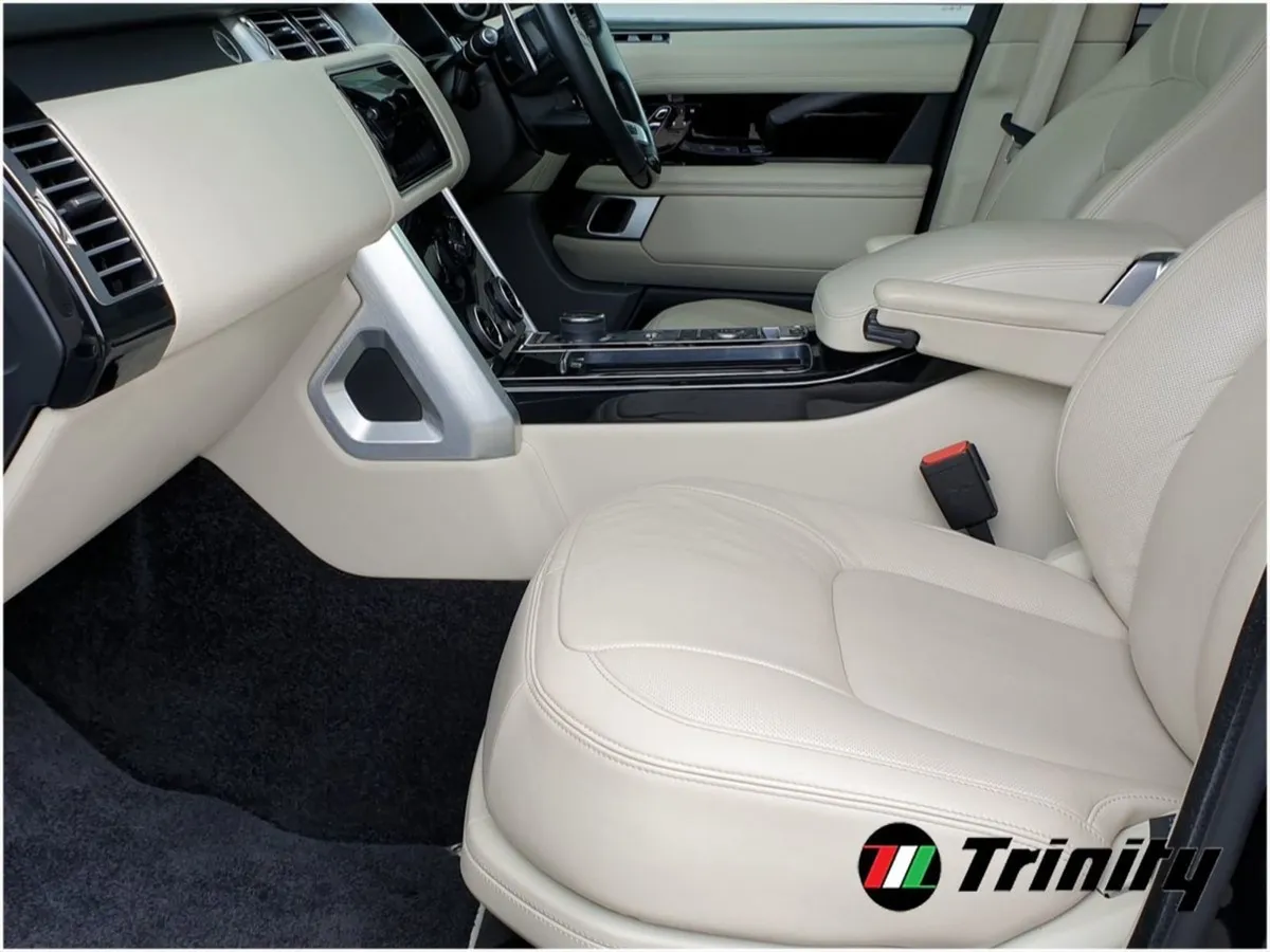 Land Rover Range Rover 2.0 I4 Phev 404 PS Autobio - Image 4