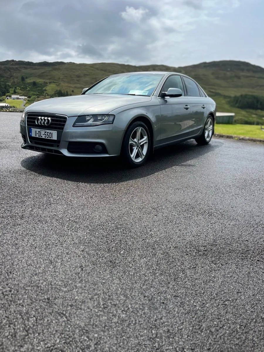 Audi A4 2011 - Image 2