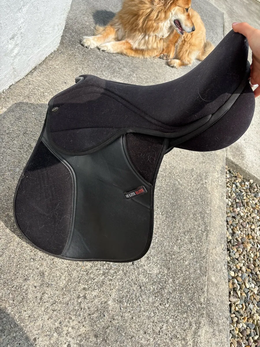 Synthetic Shires Saddle - Image 1