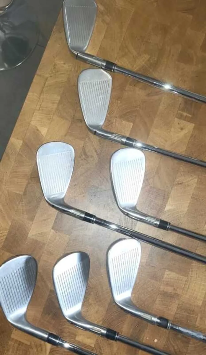 Taylormade Stealth Irons 2023 7 Clubs - Image 2