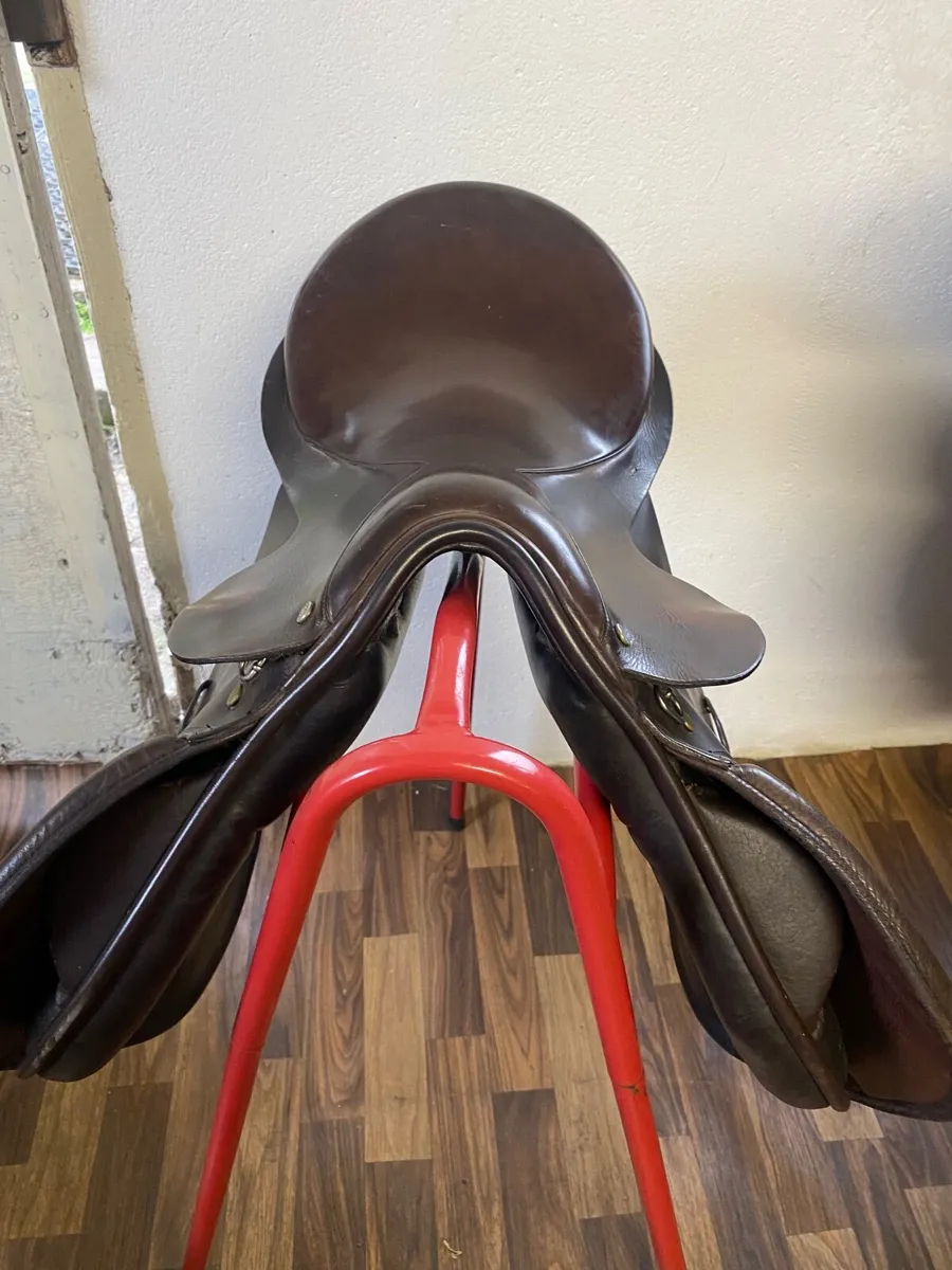 Berney brothers saddle - Image 4