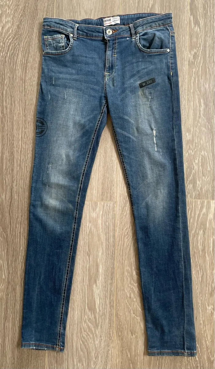 Marvel T-shirt & Urban Outfitters Jeans: 13-14yrs - Image 3