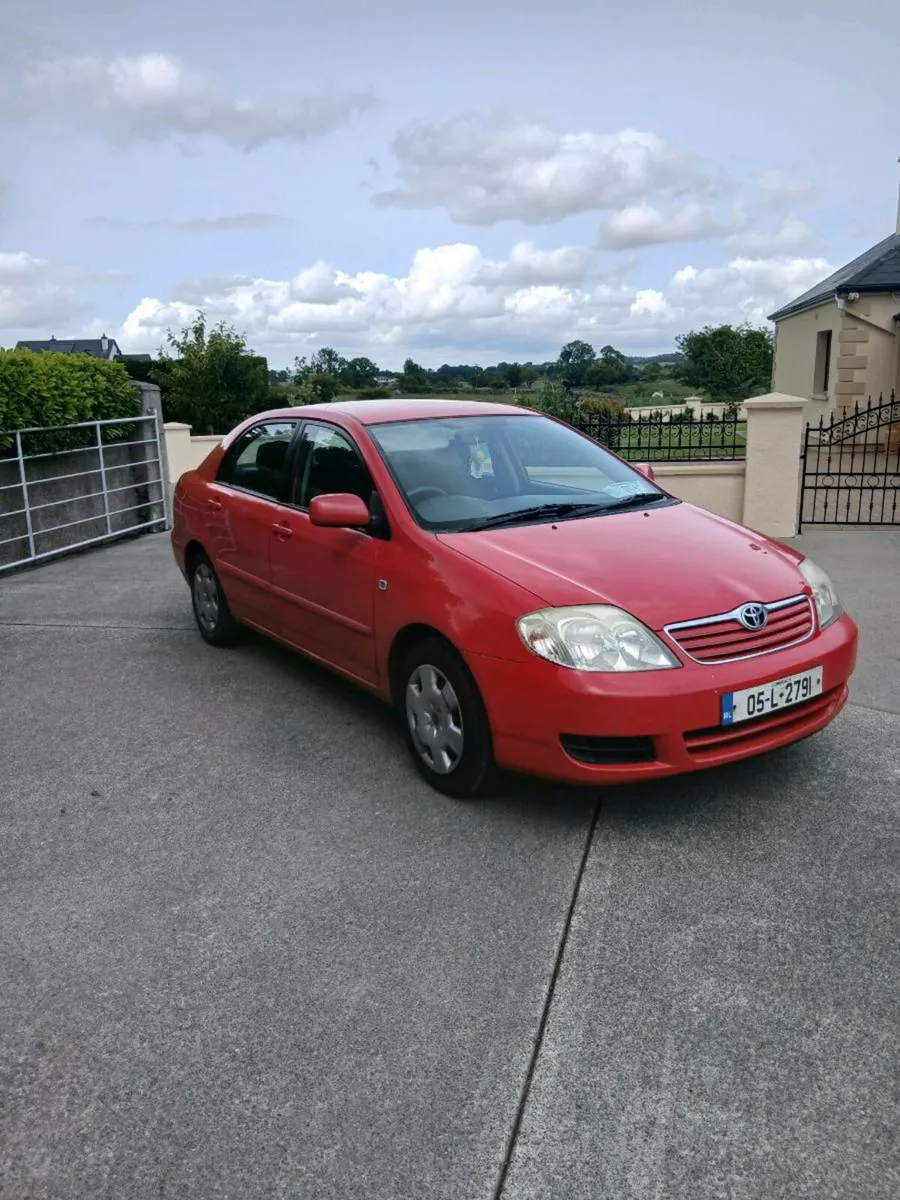 Toyota corolla - Image 3