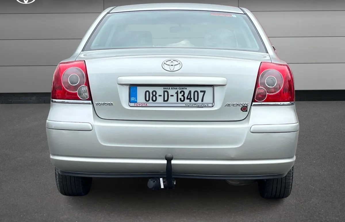 Toyota Avensis 2008 - Image 2