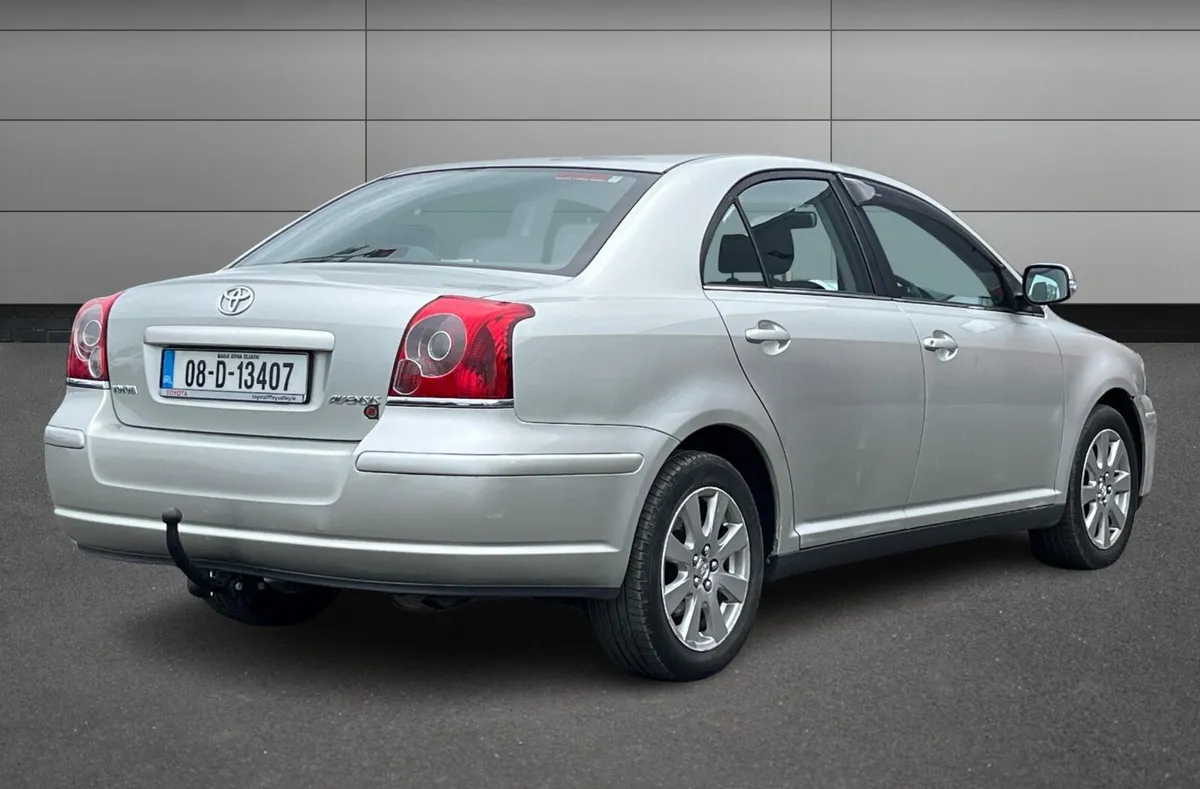 Toyota Avensis 2008 - Image 4