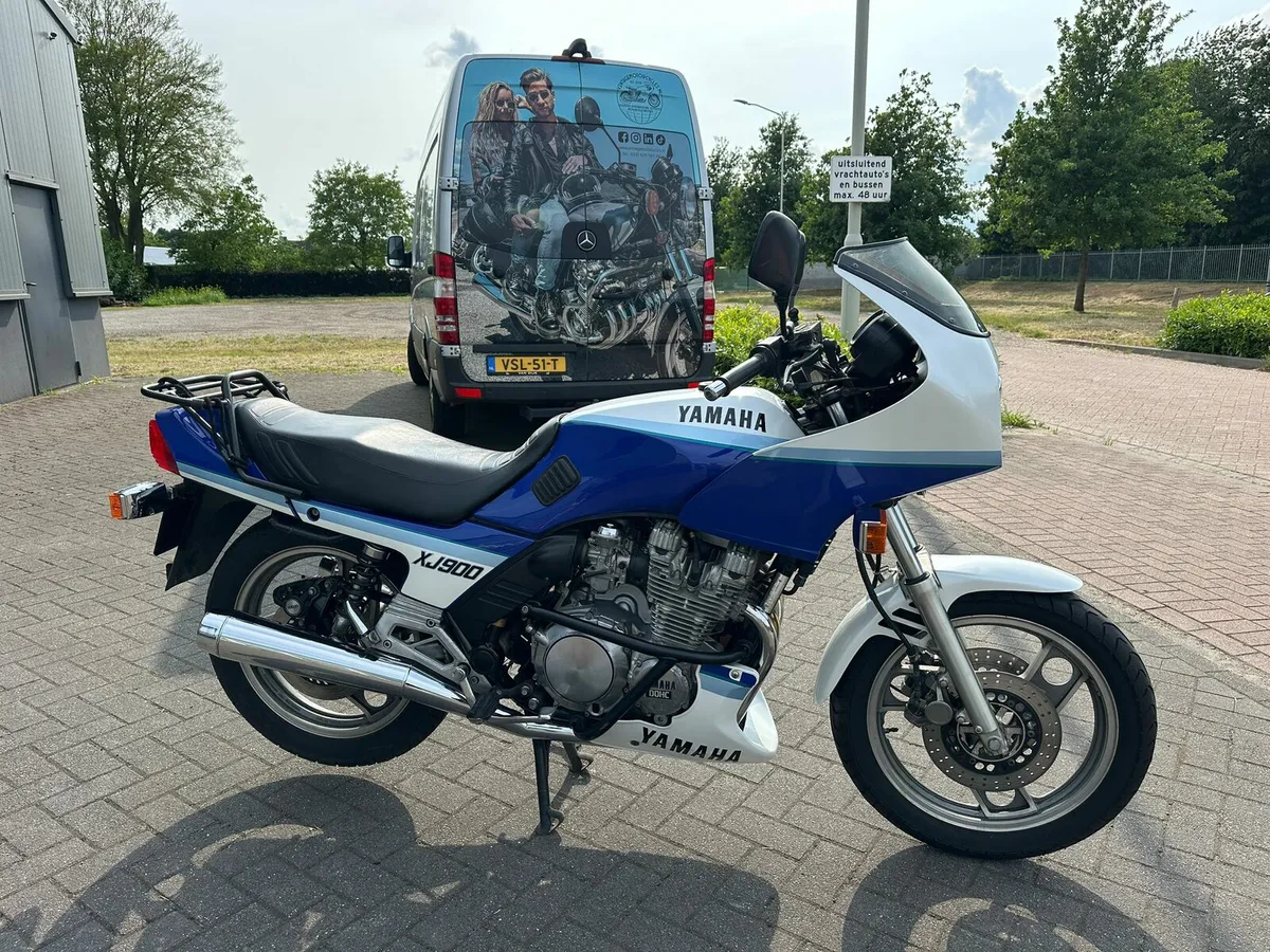 YAMAHA XJ900 1992 - Image 2