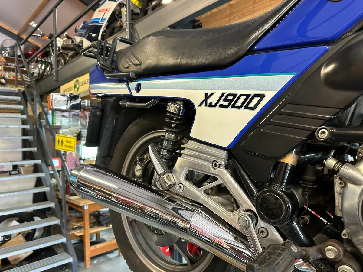YAMAHA XJ900 1992 - Image 4