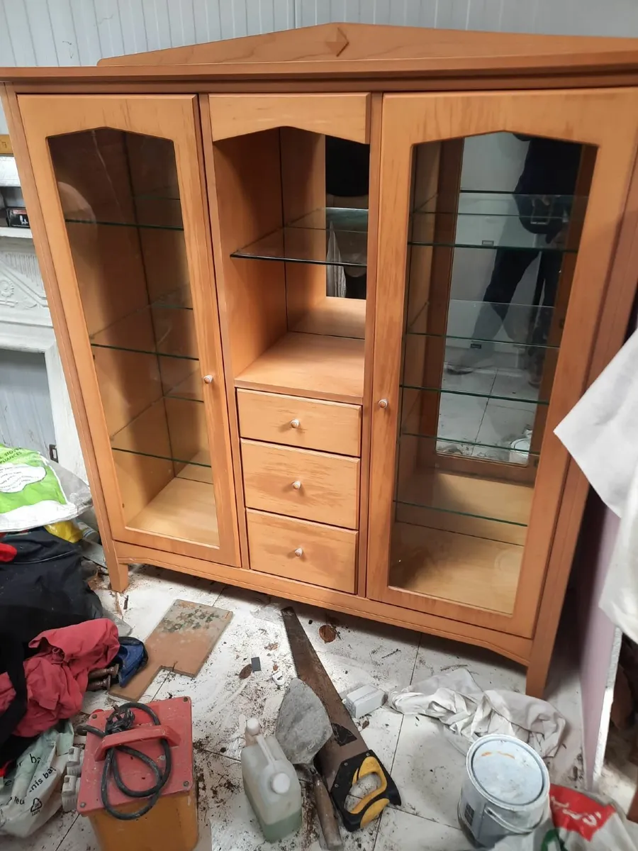 Cabinet - Image 2