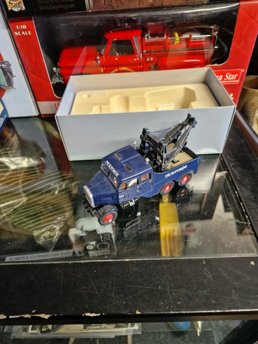 Corgi Pickfords Tow Truck Wrecker 1.50 - Image 3