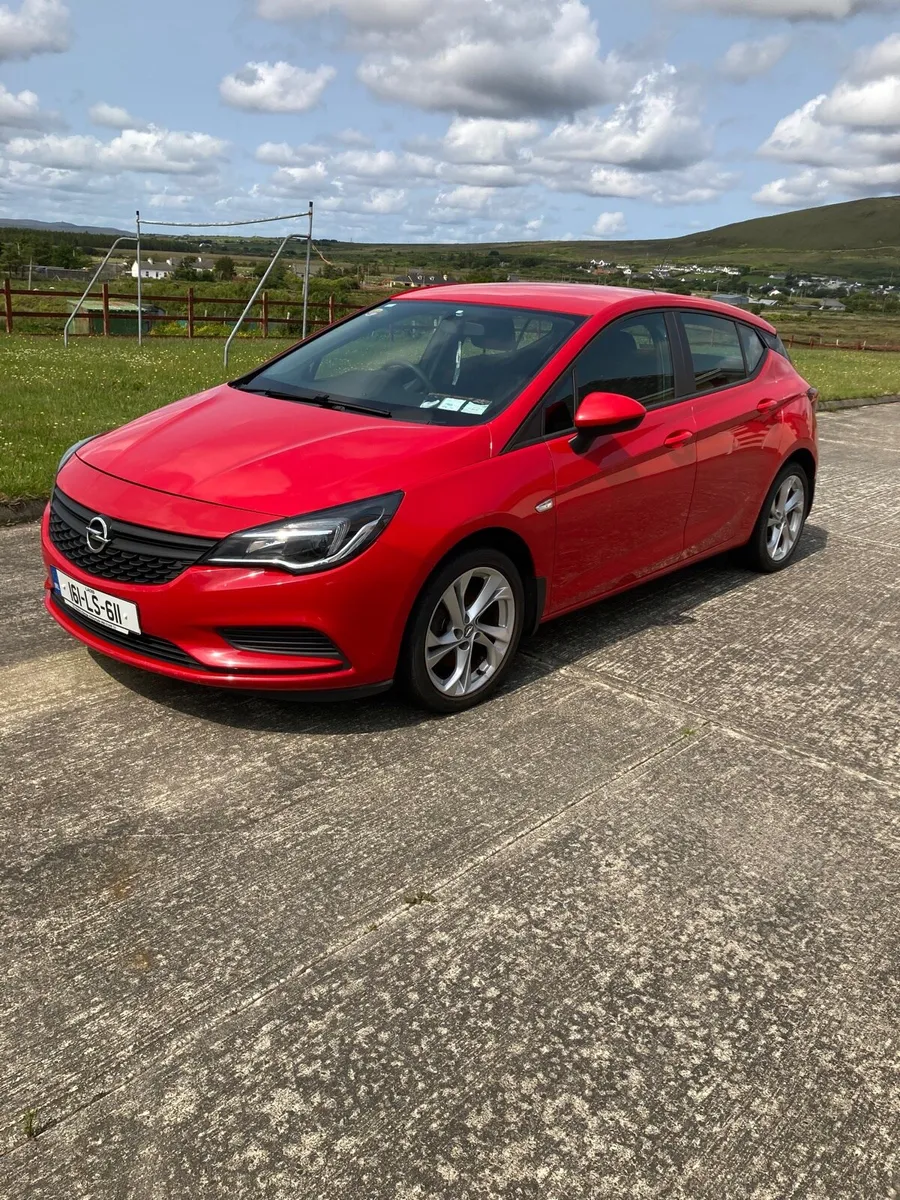 Opel Astra, 2016 - Image 1