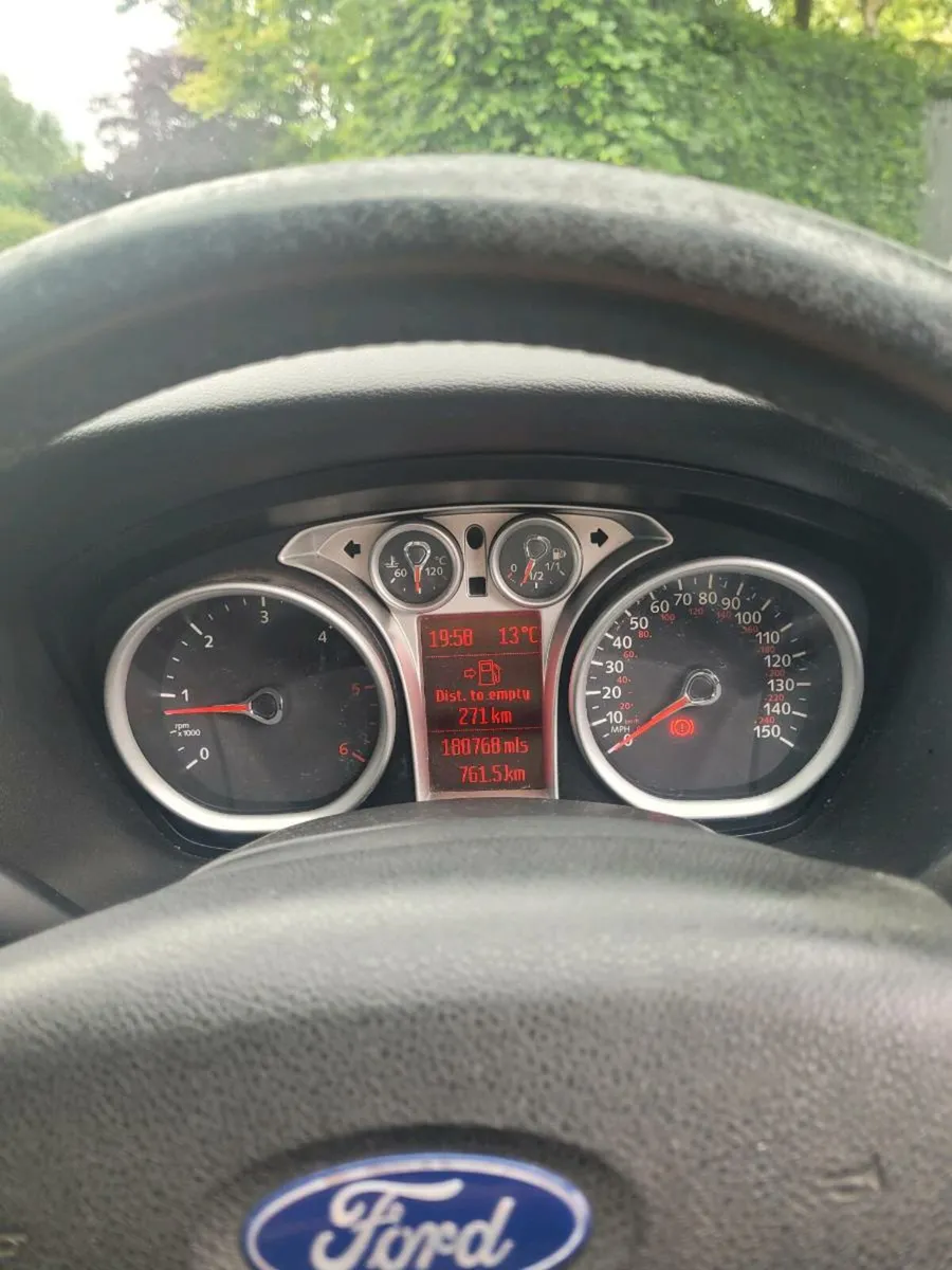 Ford focus €450 No Offers - Image 3