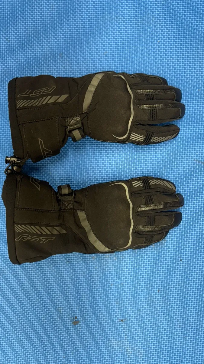 Woman’s RST Motorbike Gloves - Image 1