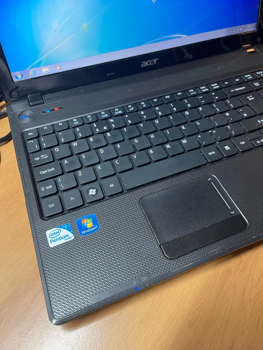 Acer laptop win 7 - Image 3