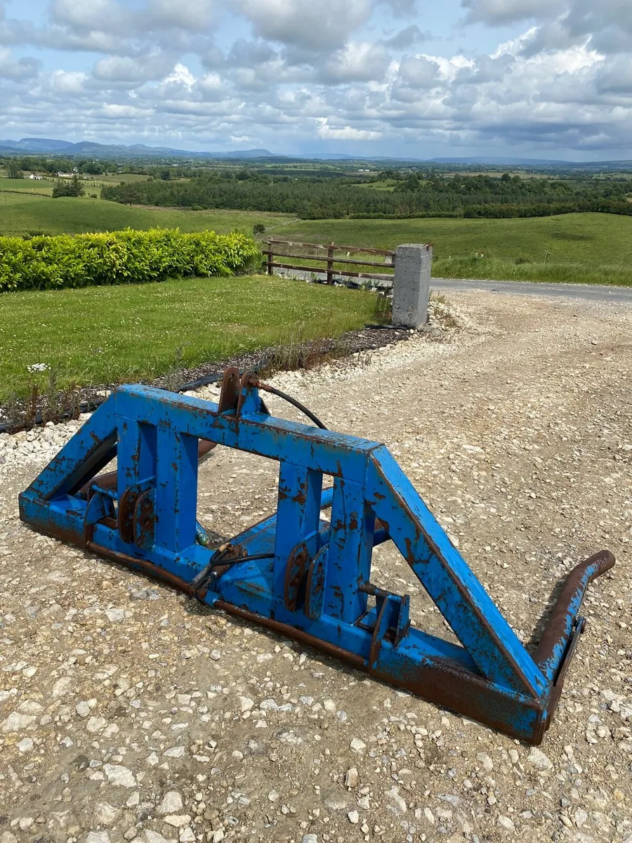 Used Double Tipping Handler - Image 1