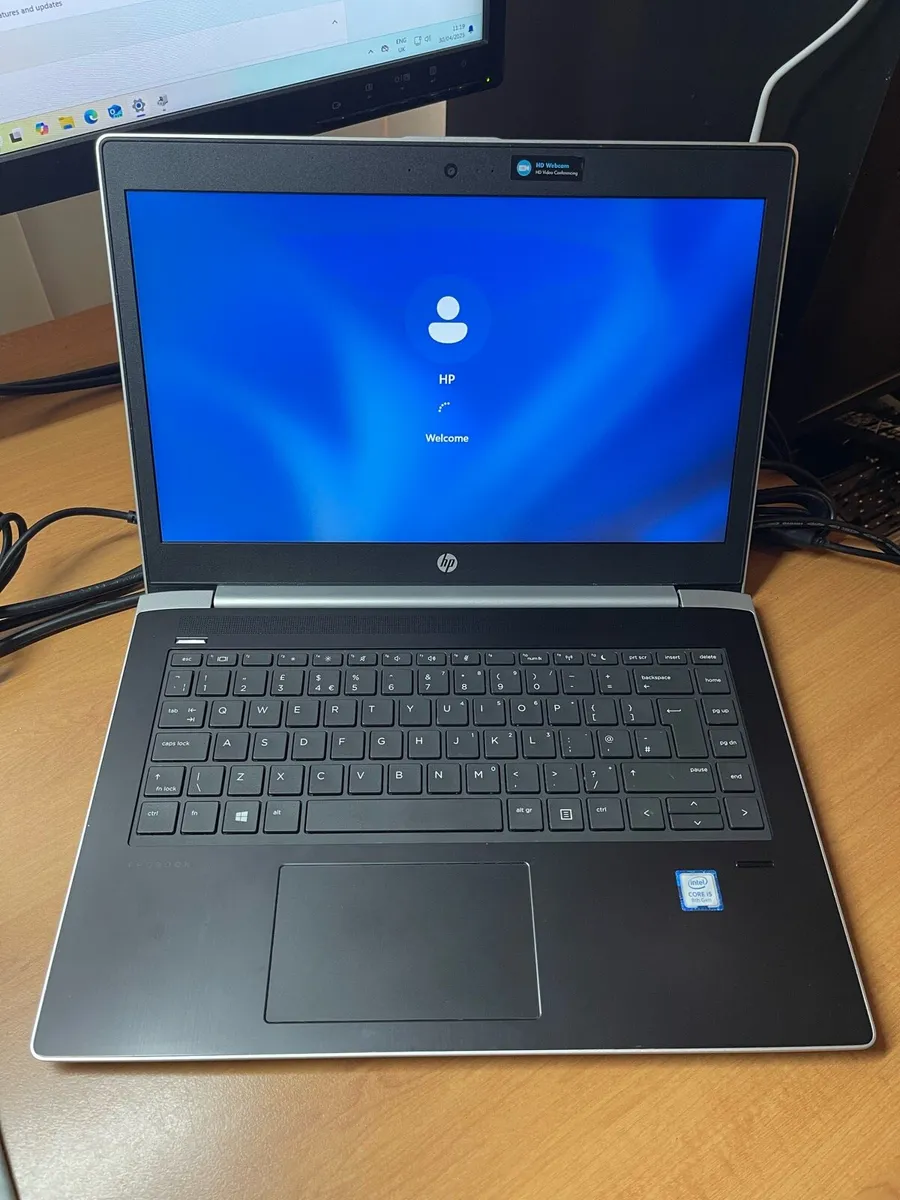 HP laptop i5 32gb 256 win 11 - Image 1