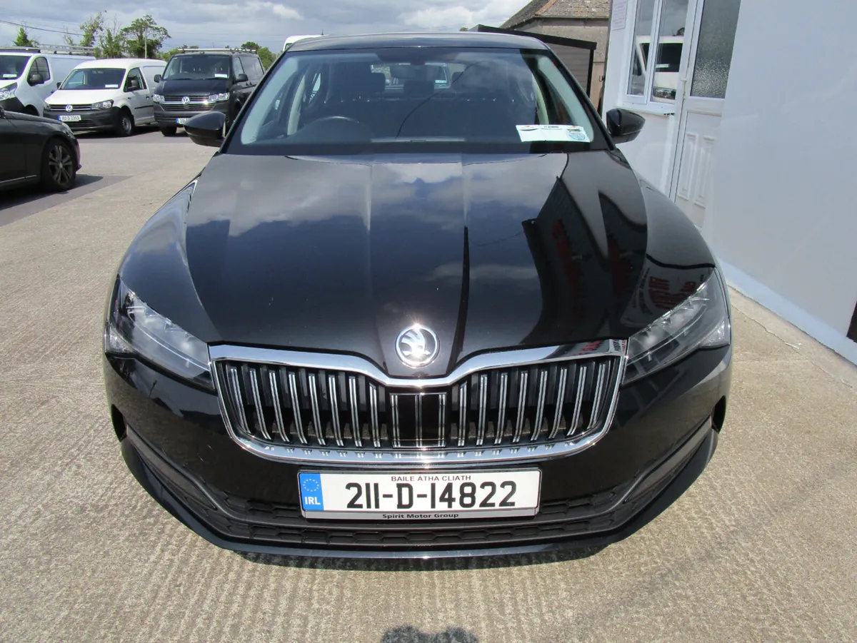 Skoda Superb 2021 - Image 2