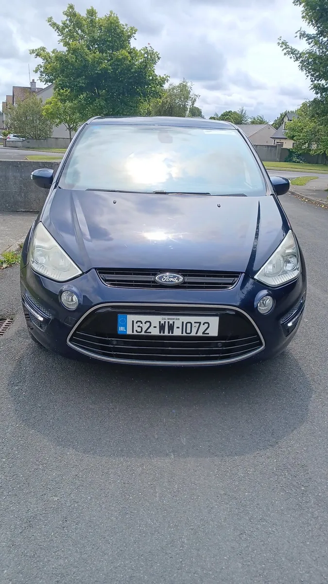 132ford s max 7 seats  2.0L diesel manual titanium - Image 1