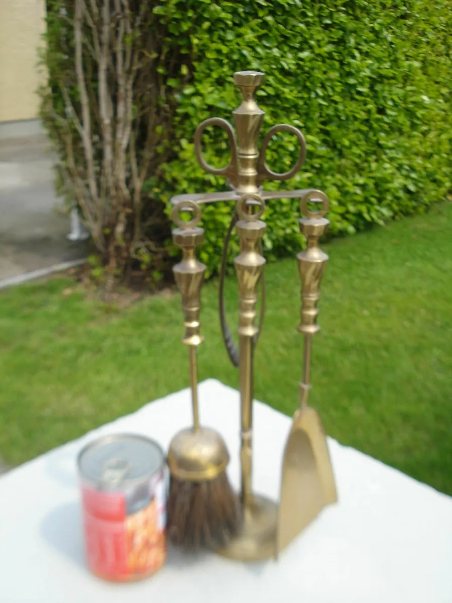 BRASS COMPANION SET. 17 INCH. - Image 2