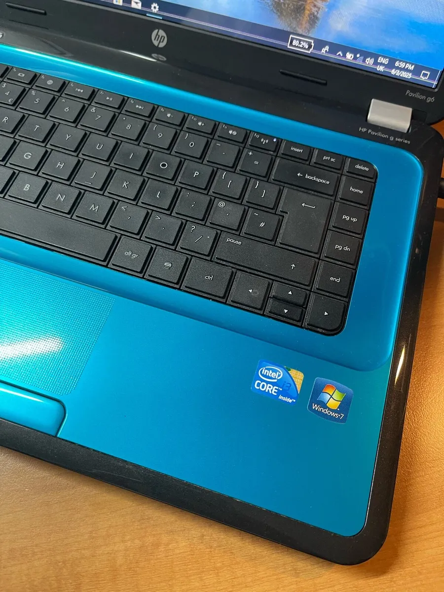 HP laptop - Image 2