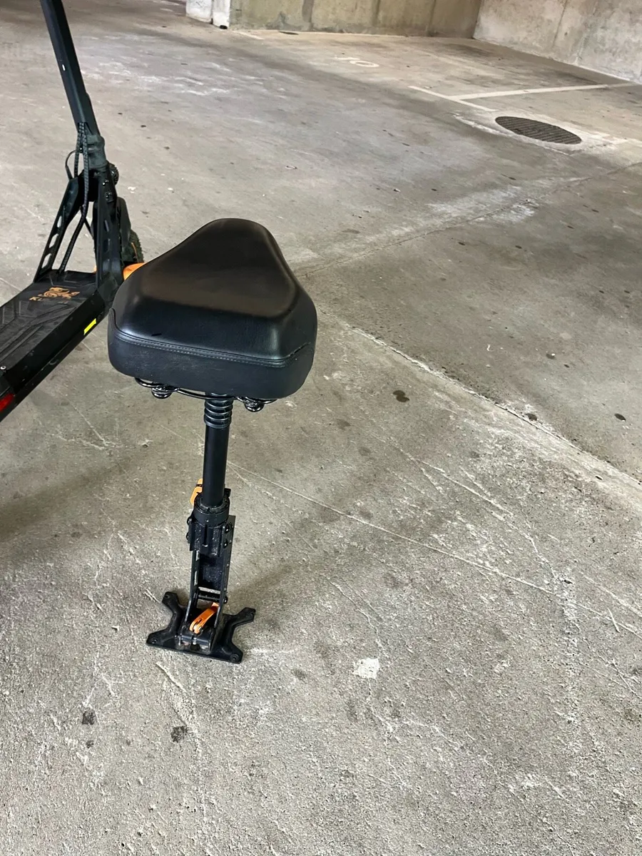 Kukirin g2 pro Electric Scooter - Image 4
