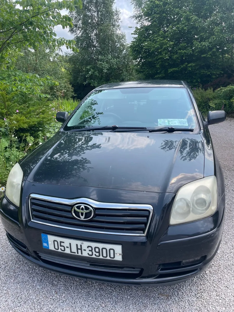 Toyota Avensis 2005 - Image 1