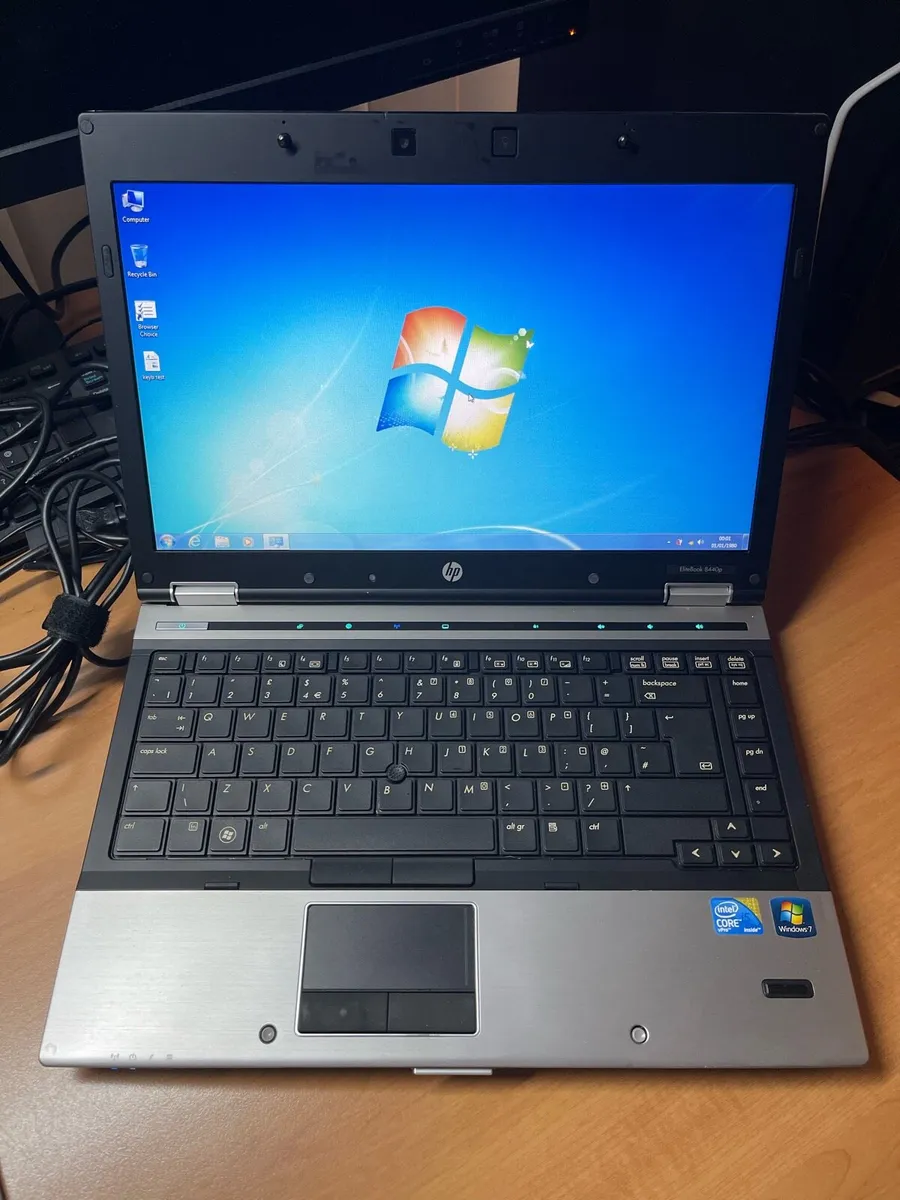 Hp laptop win 7 - Image 1