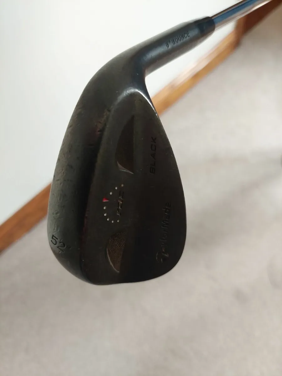Taylormade 52 degree black wedge - Image 2