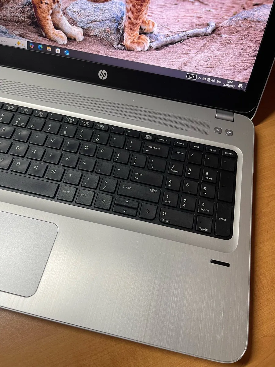 Hp laptop i5 16gb 256 - Image 2
