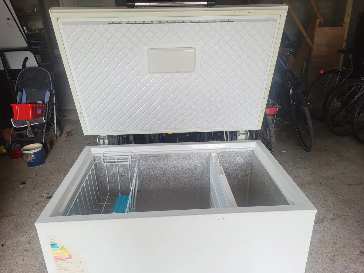 Chest Freezer - Image 1