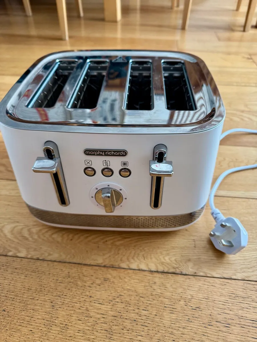 Morphy Richards Illumination 4 Slice Toaster