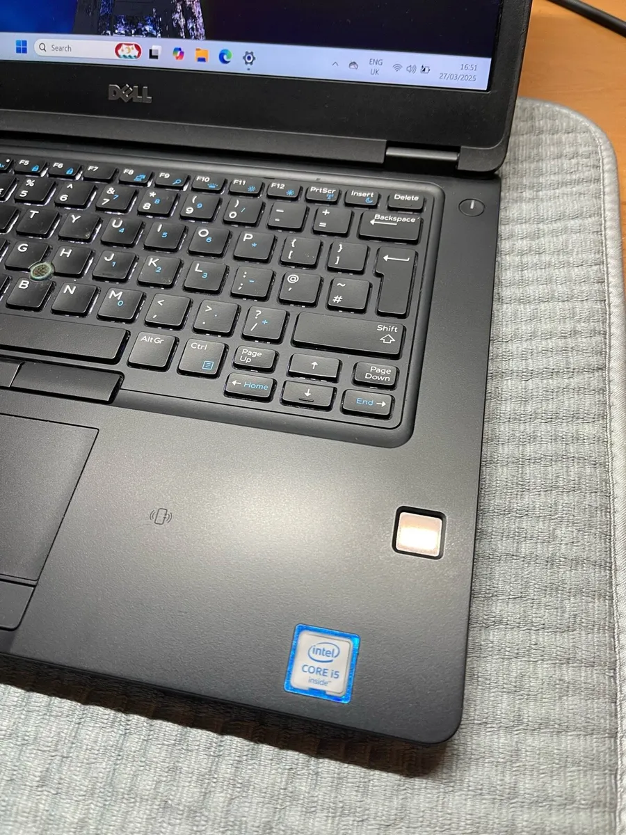 Dell laptop i5 16-256 - Image 2