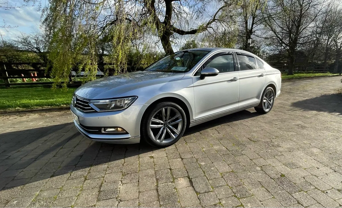 Volkswagen Passat 2.0 GT - Image 1