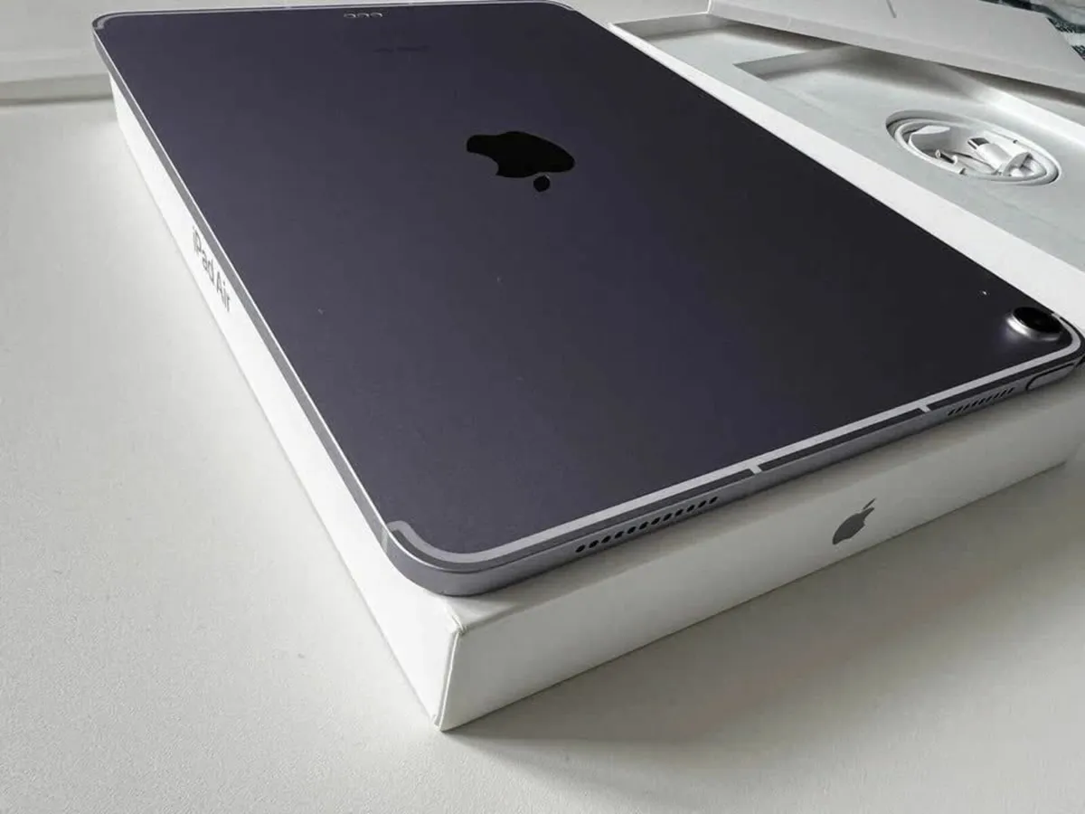 Apple iPad Air 11 (M2, 2024) Unlocked, 128 GB - Image 3