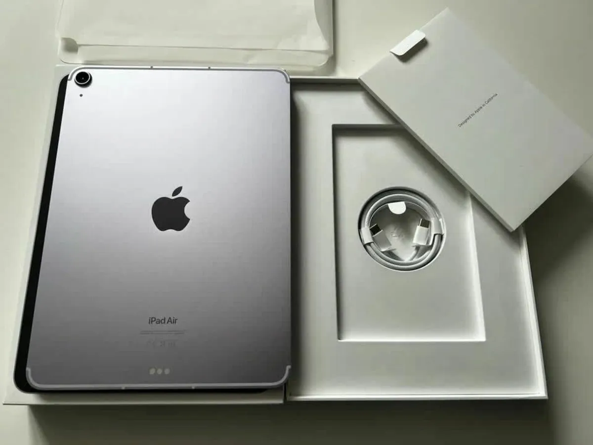 Apple iPad Air 11 (M2, 2024) Unlocked, 128 GB - Image 4
