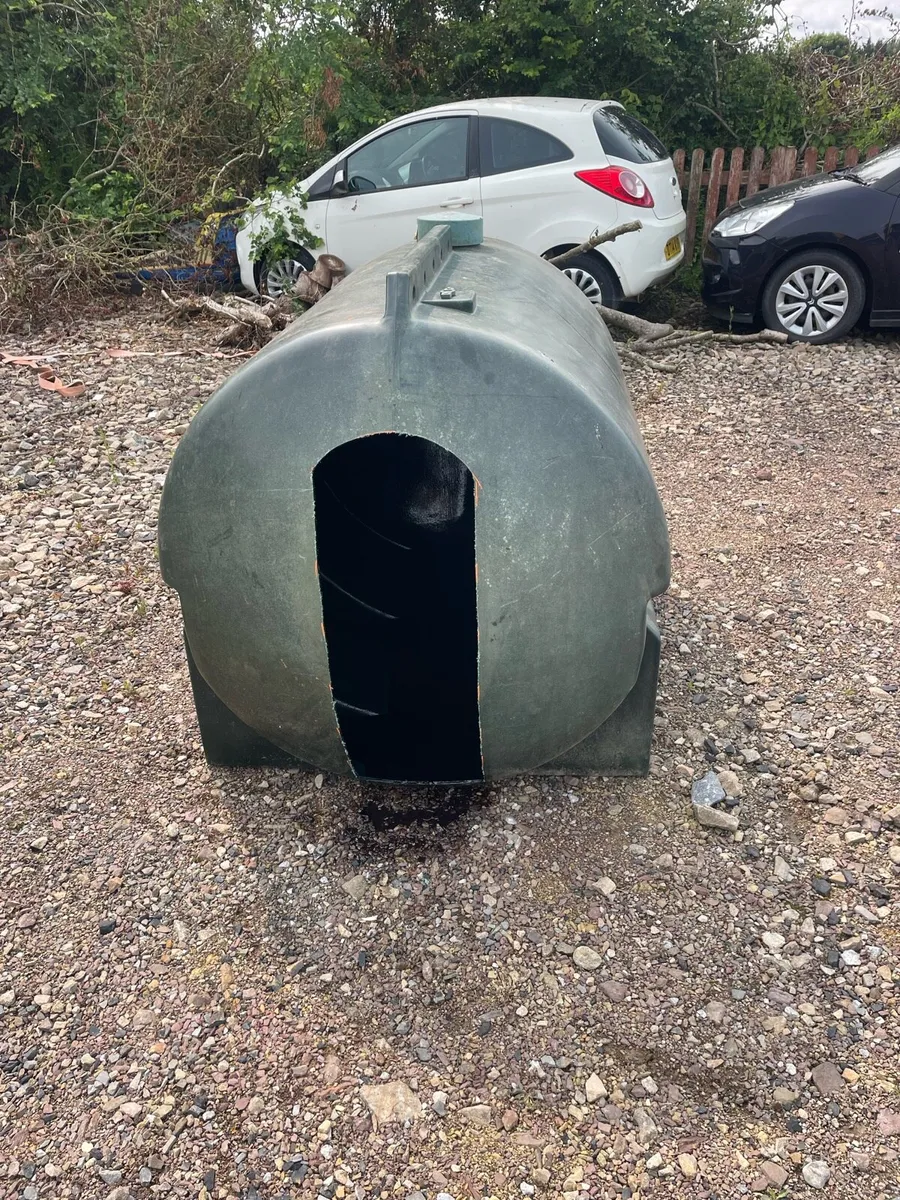 Animal Shelter Hut - Image 1