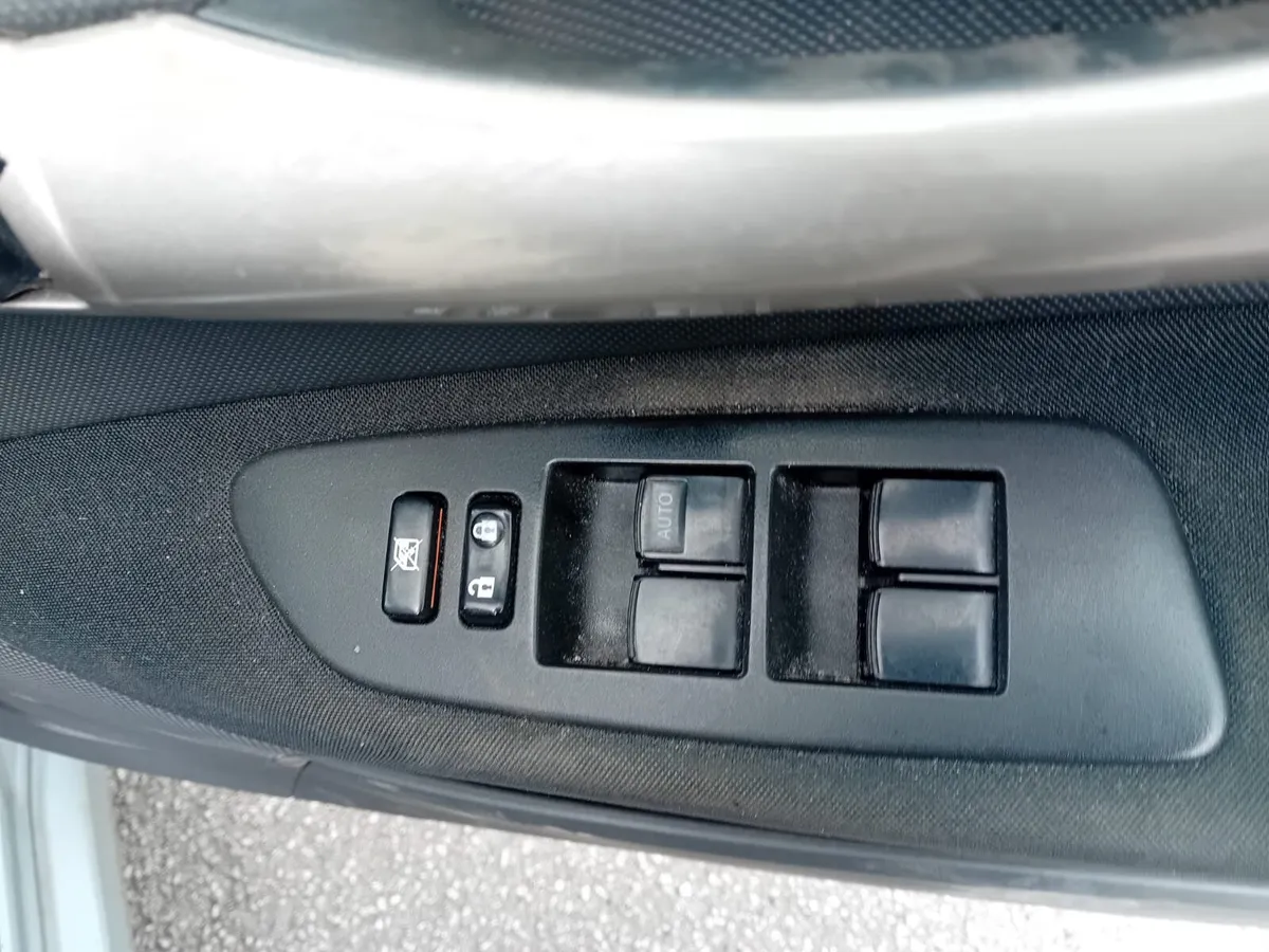 Toyota Auris 2008 new nct - Image 3