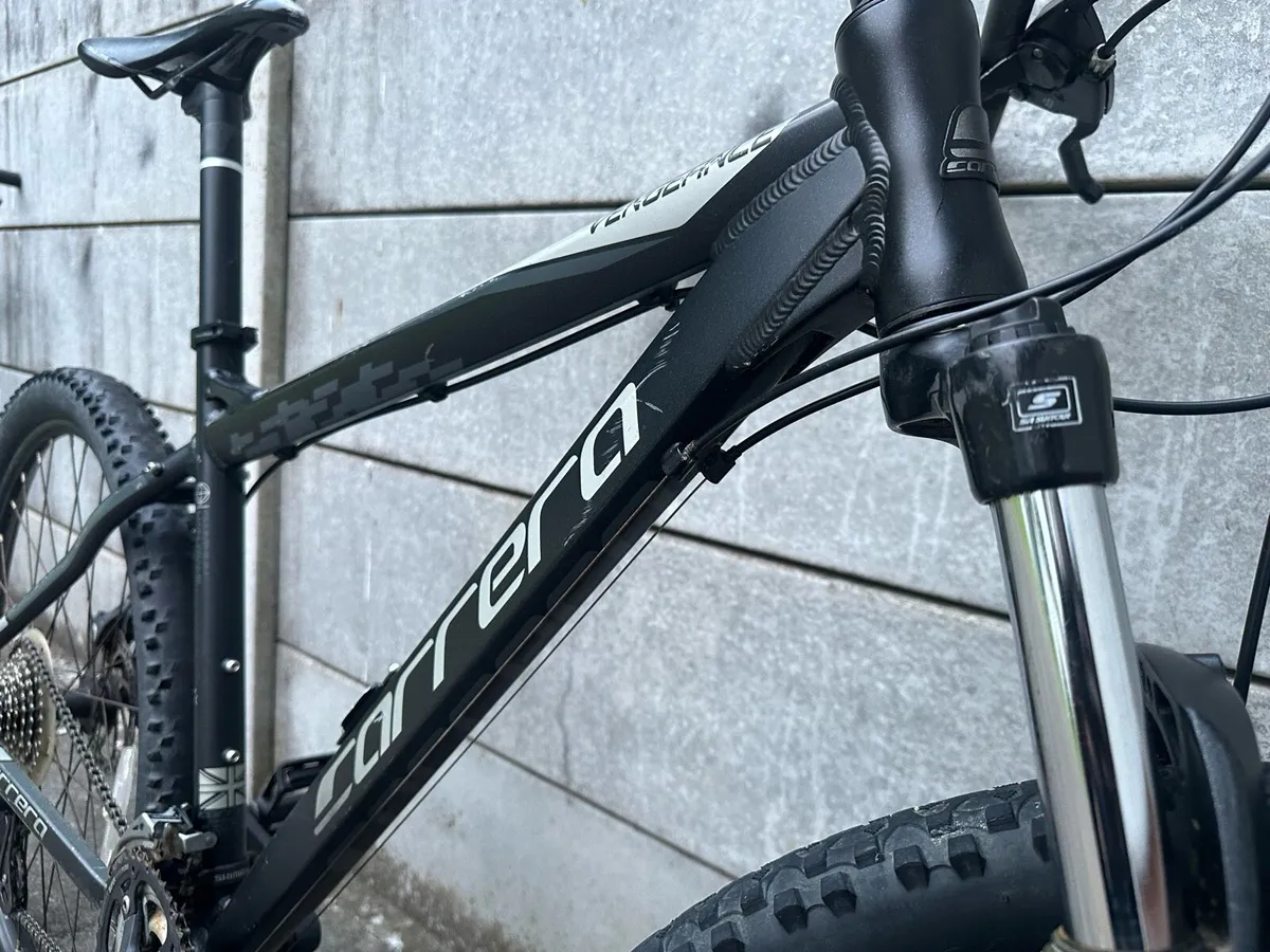 Carrera vengence mountain bike - Image 2