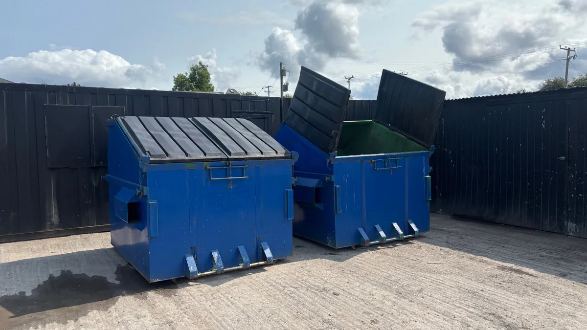Metal Skips with Lid - Image 1