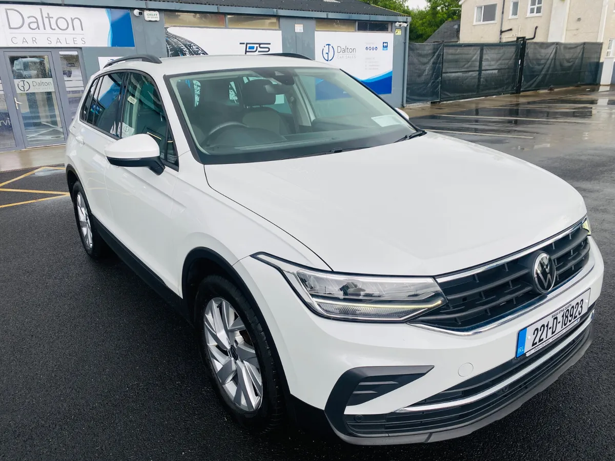 VOLKSWAGEN TIGUAN LIFE  AUTO  2.0 TDI 2022  (221) - Image 3