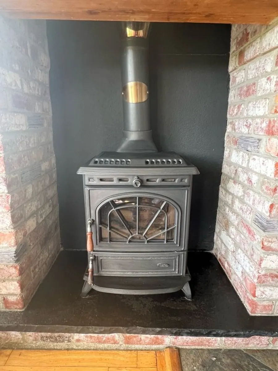 Stanley Erin stove with back boiler - Image 2