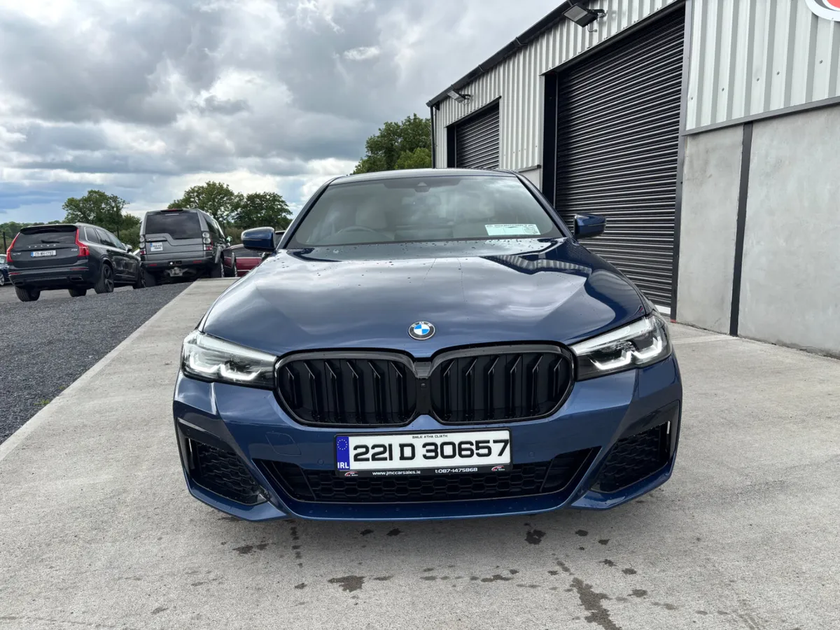 STUNNING 221 BMW 520D M SPORT PRO PACK - Image 2
