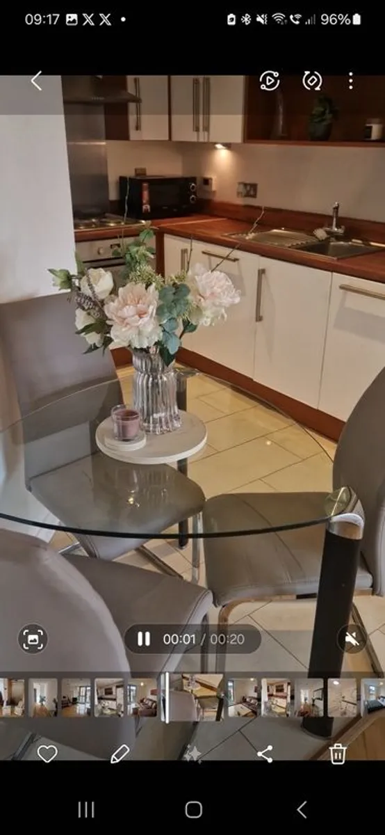 Dining room table - Image 3